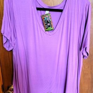 NWT ZENANA PREMIUM LAVENDER TOP